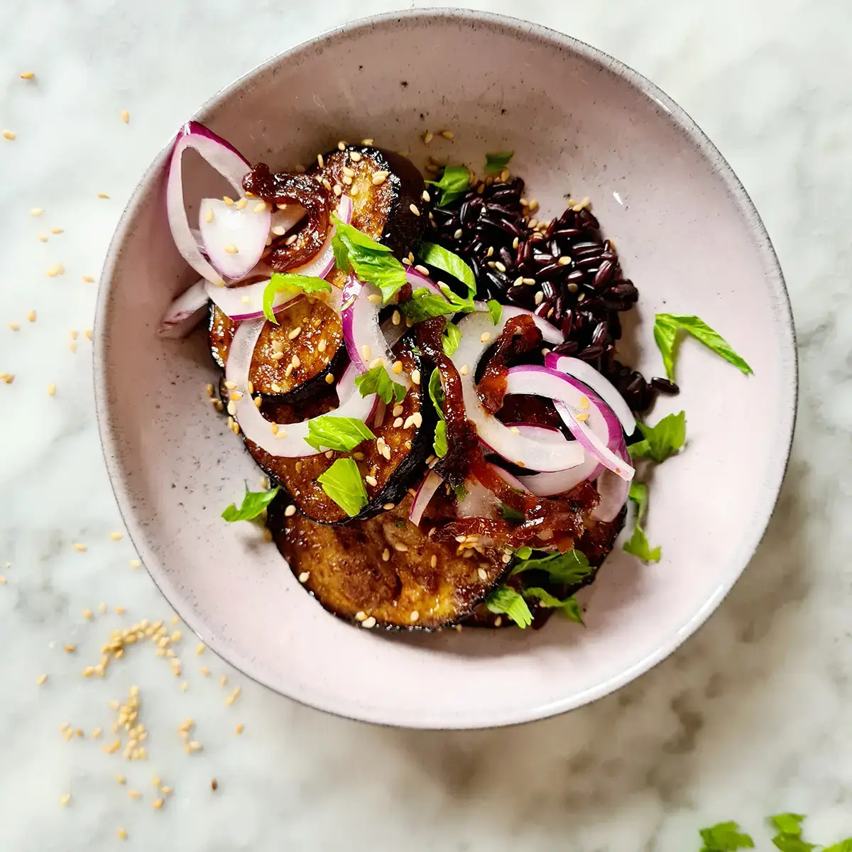 Kleverige aubergine recept Kleverige aubergine recept