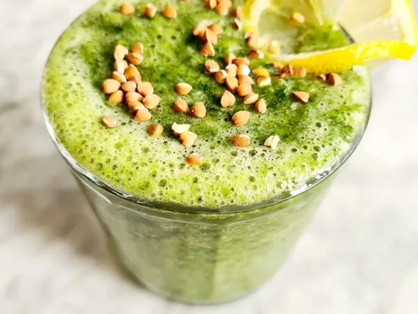 Banaan citroen smoothie met boerenkool