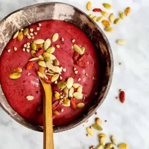 Smoothie van mango frambozen bosbessen