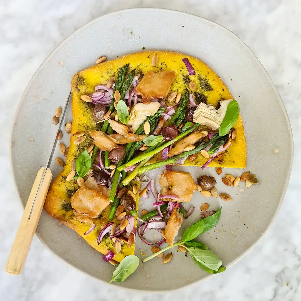 Pompoen pizza met vegan kip Pompoen pizza met vegan kip