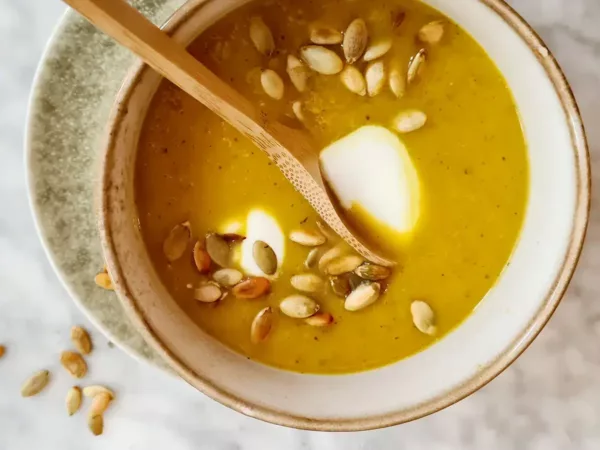 Pompoen soep met kokos