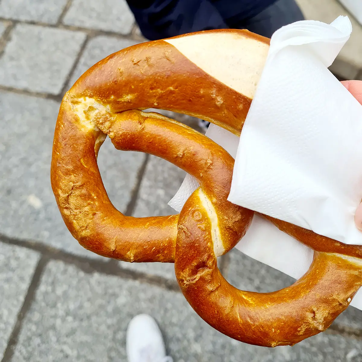Vegan Disney Parijs Pretzel