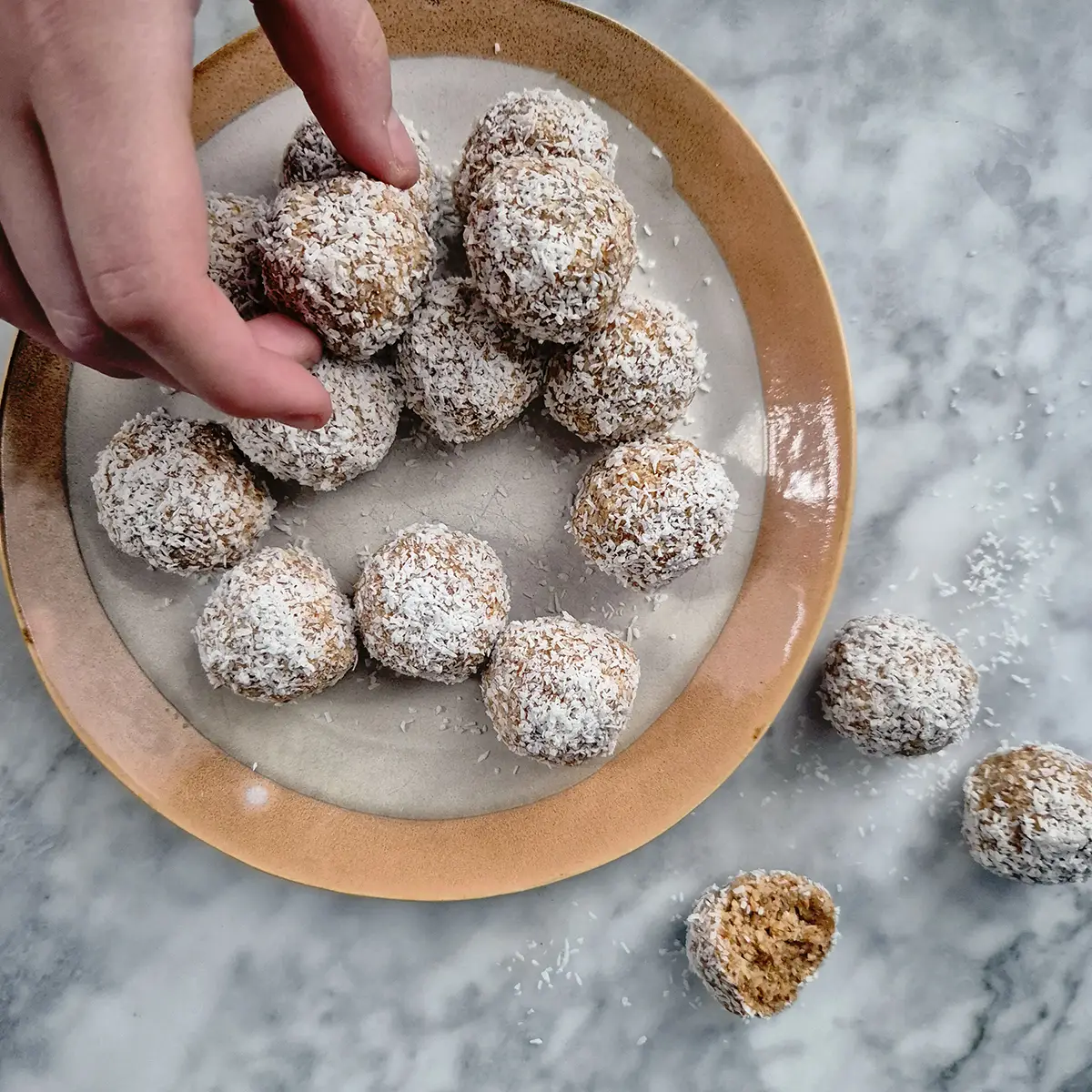 Vegan wortel bliss balls