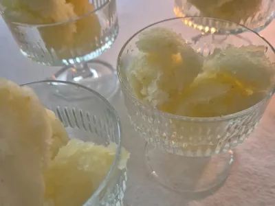 Citroensorbet ijs maken