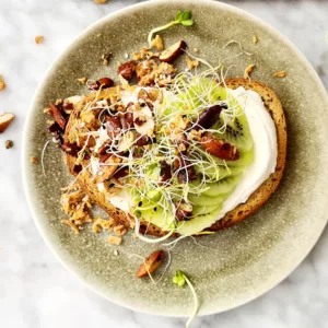 Kiwi op brood en spread