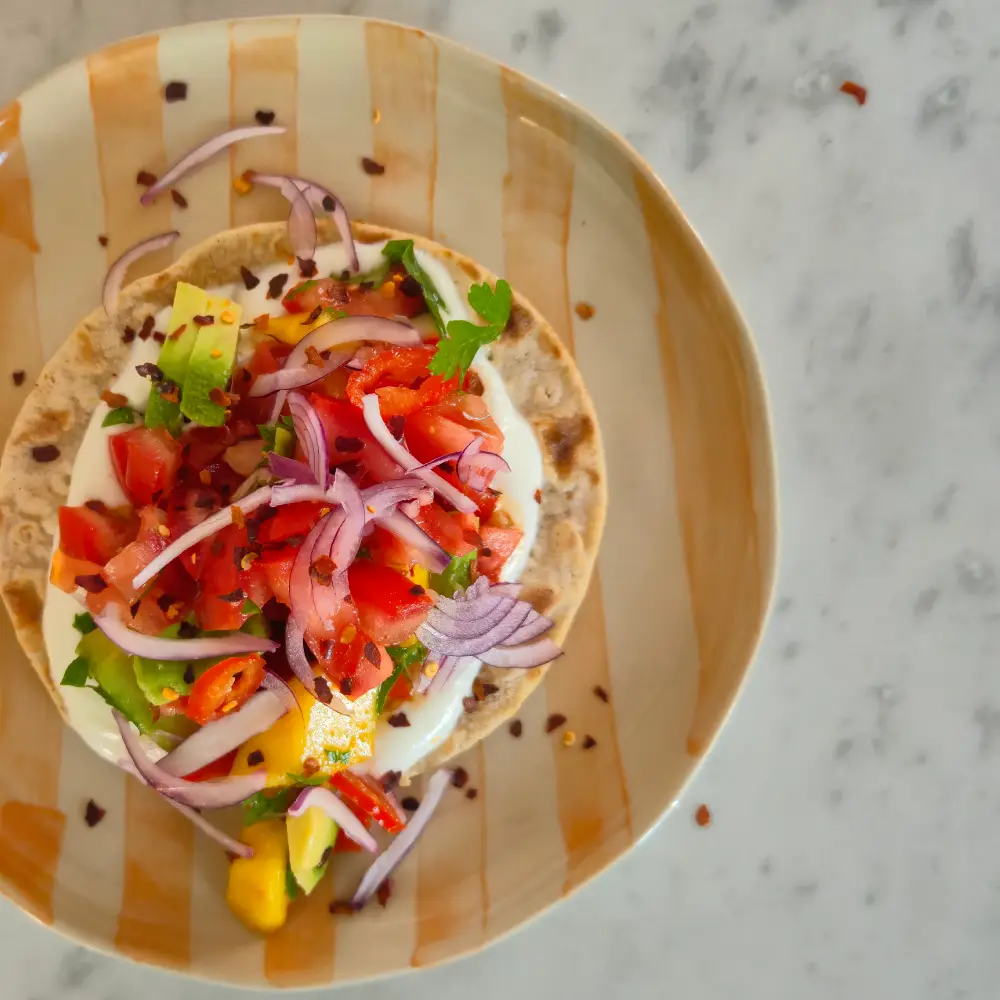 Salsa avocado mango